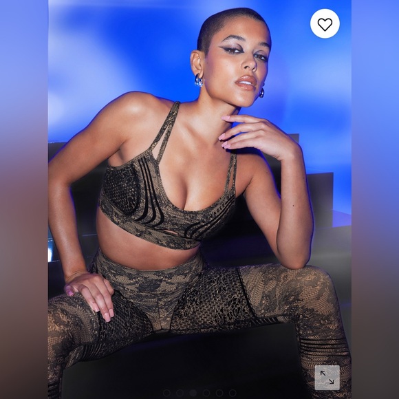 Savage X Fenty Sport by Rihanna - NWT Special FX High-Waist Legging - Si… - Picture 2 of 11